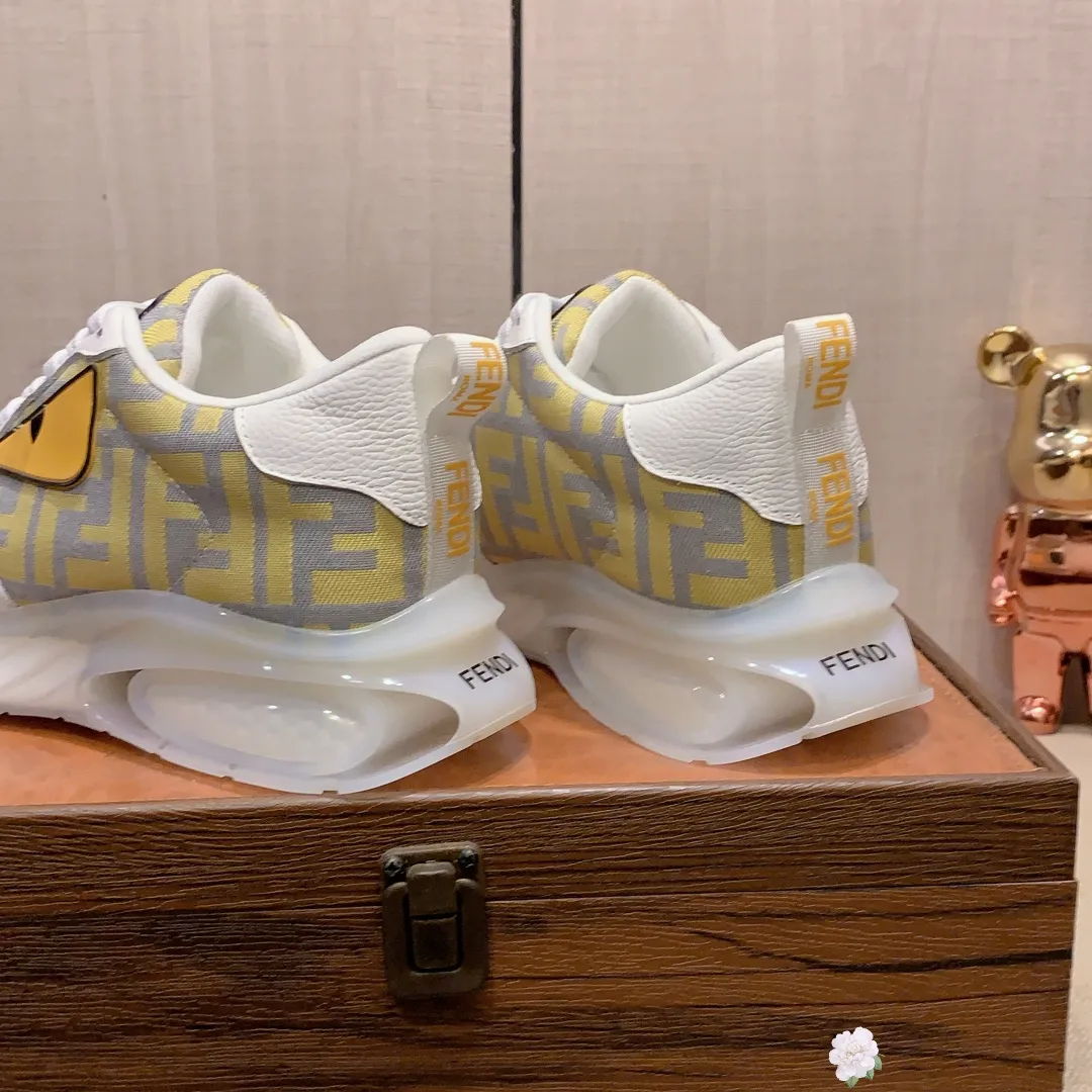 Men's men's shoes💰460💰💰🎩🎩[Lightning][Lightning] "FENDI*" The latest and most popular casual shoes, top brand [Seduce] luxury~purchase, top~quality. [Strong] The upper is made of imported breathable cowhide with material ➕ breathable sheepskin feet (•) and fine workmanship. The original stylish and stylish soft rubber wear-resistant and non-slip outsole is light and comfortable on the feet. The real thing looks better when taken in real life. 013: code: 38-44, 3️⃣ colors